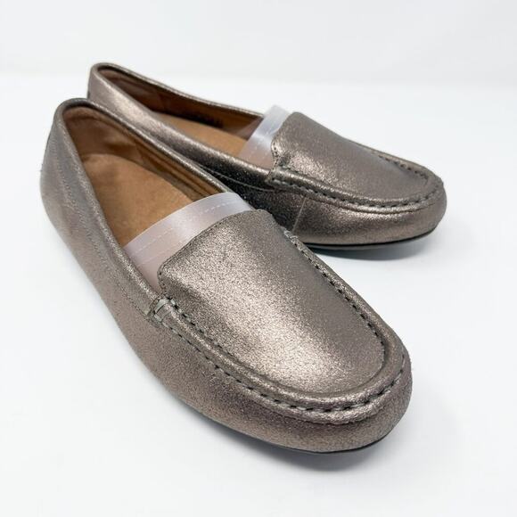 Vionic Metallic Gold Leather Debbie Loafers Comfort Shoes Size 8.5W Wide EUC - Picture 1 of 9